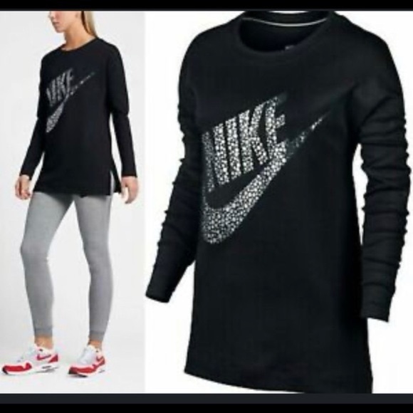 Nike Tops - Nike Black Long Sleeve Top (Small)